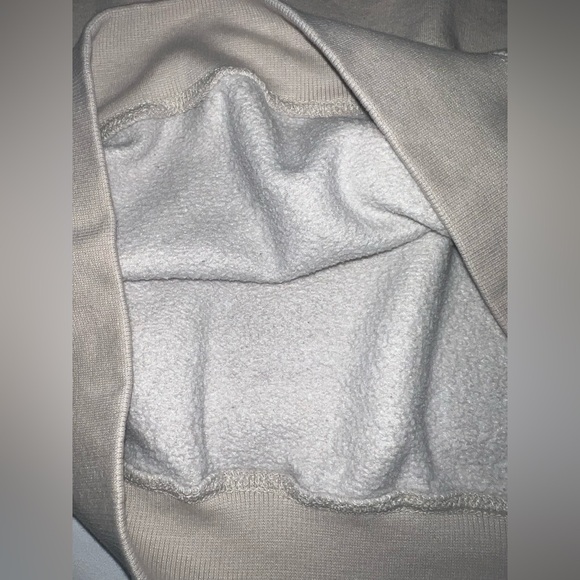 J.O&CO Vintage Style Tan and Navy Crewneck Longsleeve Sweatshirt - Picture 5 of 5